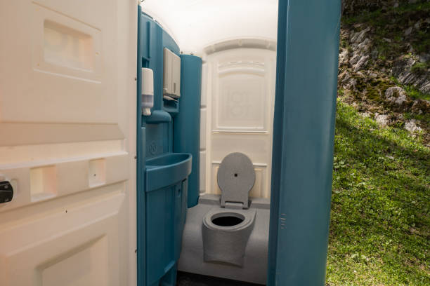 Portable Toilet Options We Offer in Waynesboro, PA