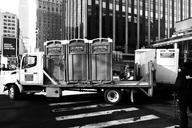 Best Porta potty delivery and setup  in Waynesboro, PA